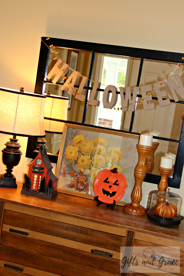 Halloween entry display
